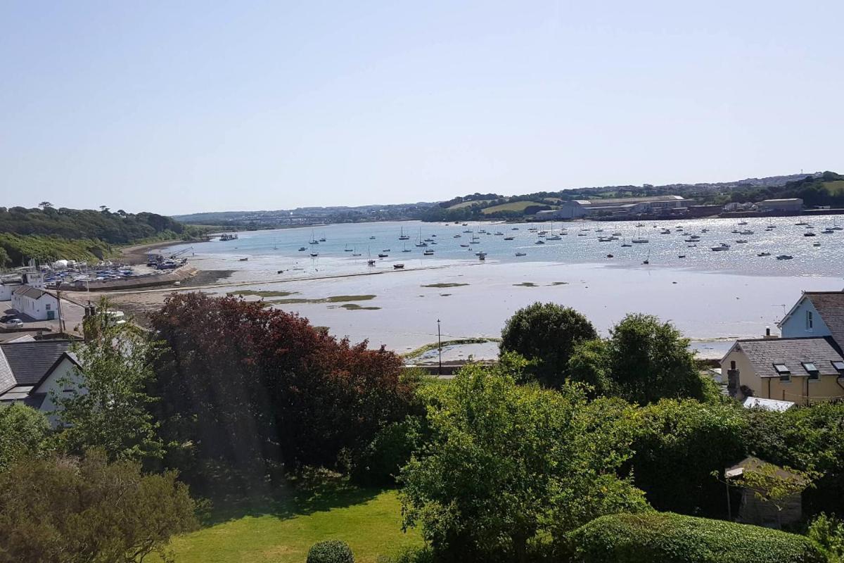 Moorings View Apartment